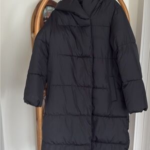 Old Navy Black Puffer Jacket